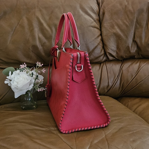 Louis Vuitton Red Leather Monogram Capucines Luxury Designer Handbag - Picture 8 of 16